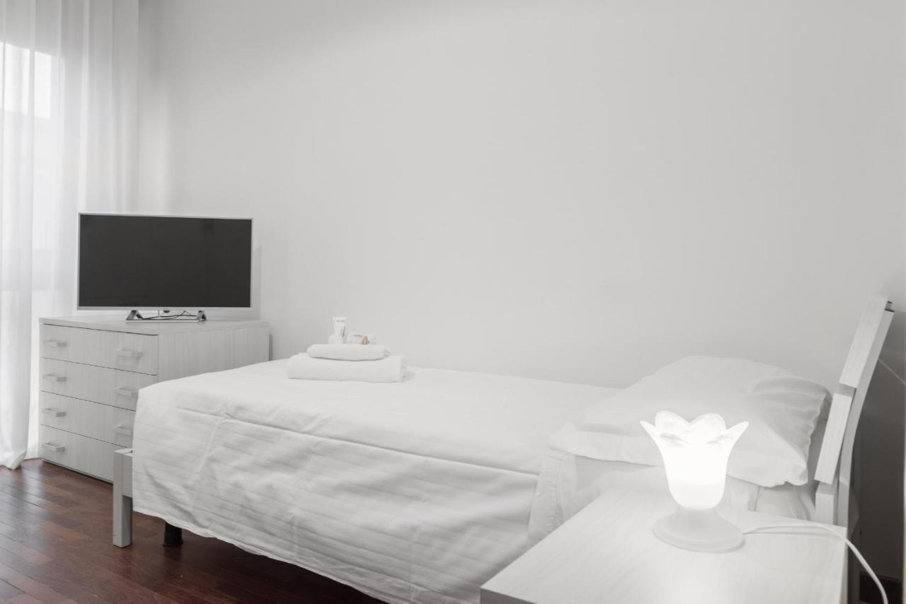 Flats4Rent Lucia Apartment Verona Exterior photo
